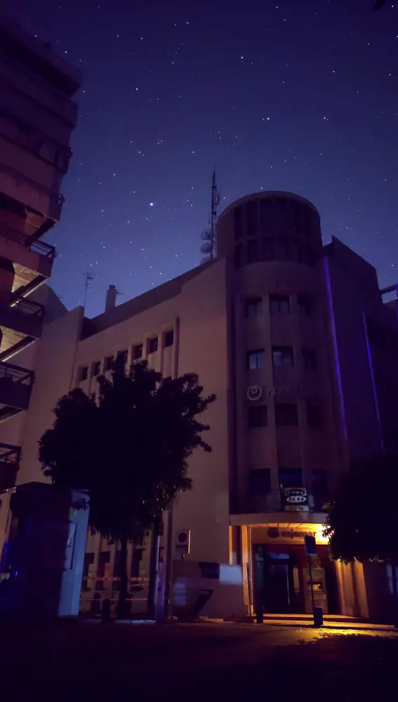 La emisora de Onda Cero Granada durante el apagón La emisora de Onda Cero Granada durante el apagón