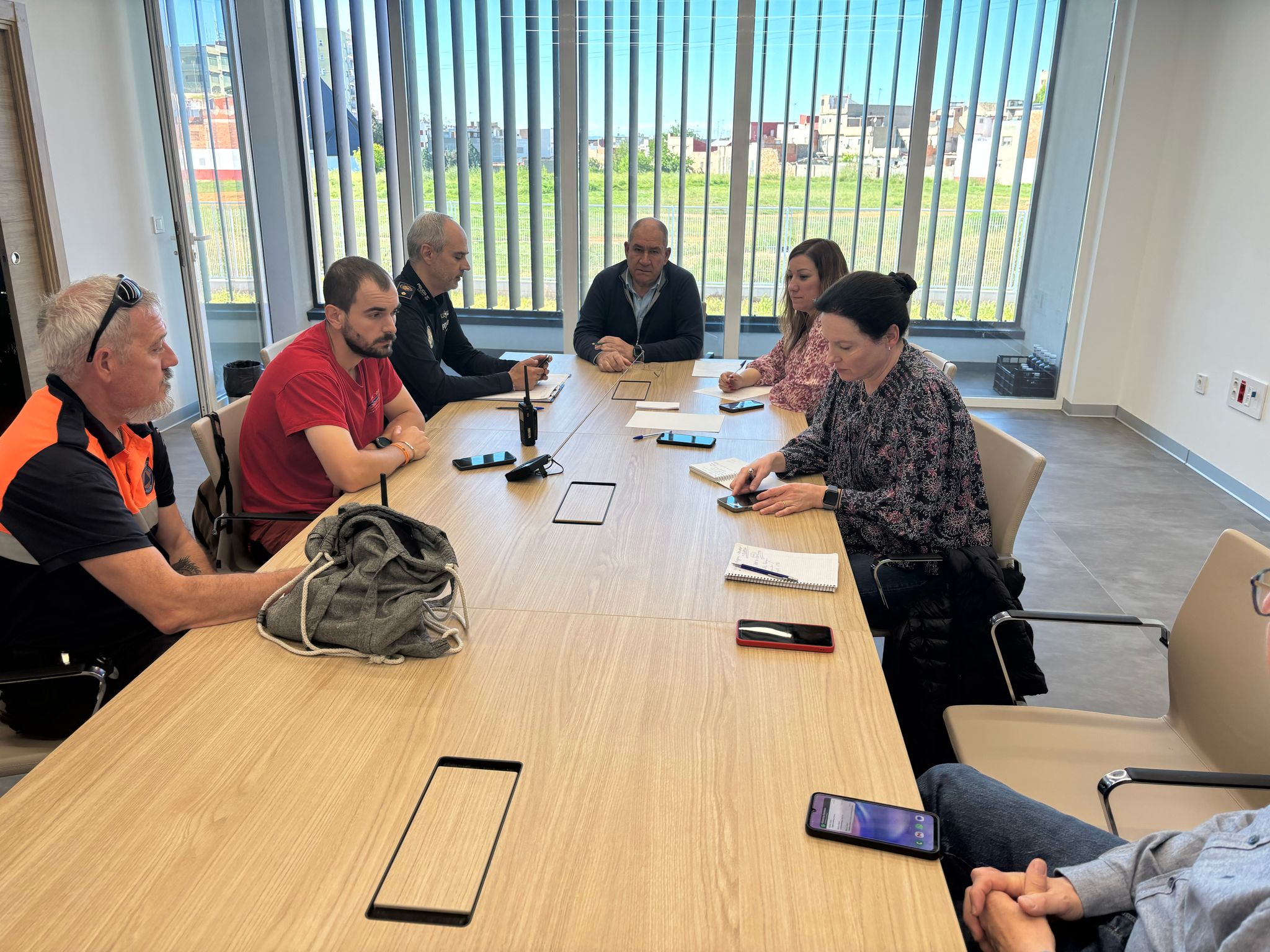 El corte de luz provoca el rescate de personas atrapadas en ascensores de algunos edificios en la Ribera El corte de luz provoca el rescate de personas atrapadas en ascensores de algunos edificios en la Ribera
