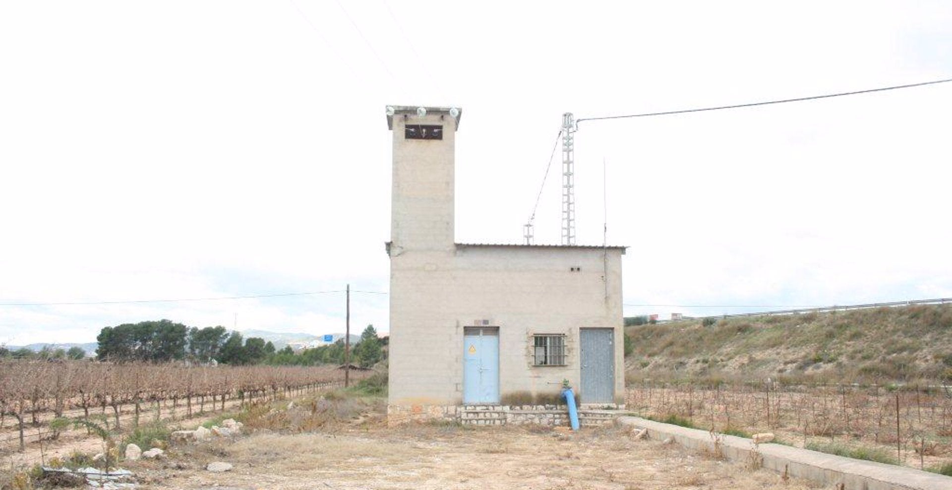 Las incidencias en el riego y la refrigeración, principales problemas en el campo valenciano por el apagón Las incidencias en el riego y la refrigeración, principales problemas en el campo valenciano por el apagón