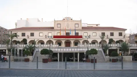Guardamar vivió el apagón sin incidencias reseñables en una jornada de monte y mona Guardamar vivió el apagón sin incidencias reseñables en una jornada de monte y mona