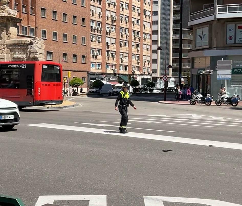 Los Bomberos de Zaragoza atendieron 200 incidencias durante el apagón Los Bomberos de Zaragoza atendieron 200 incidencias durante el apagón