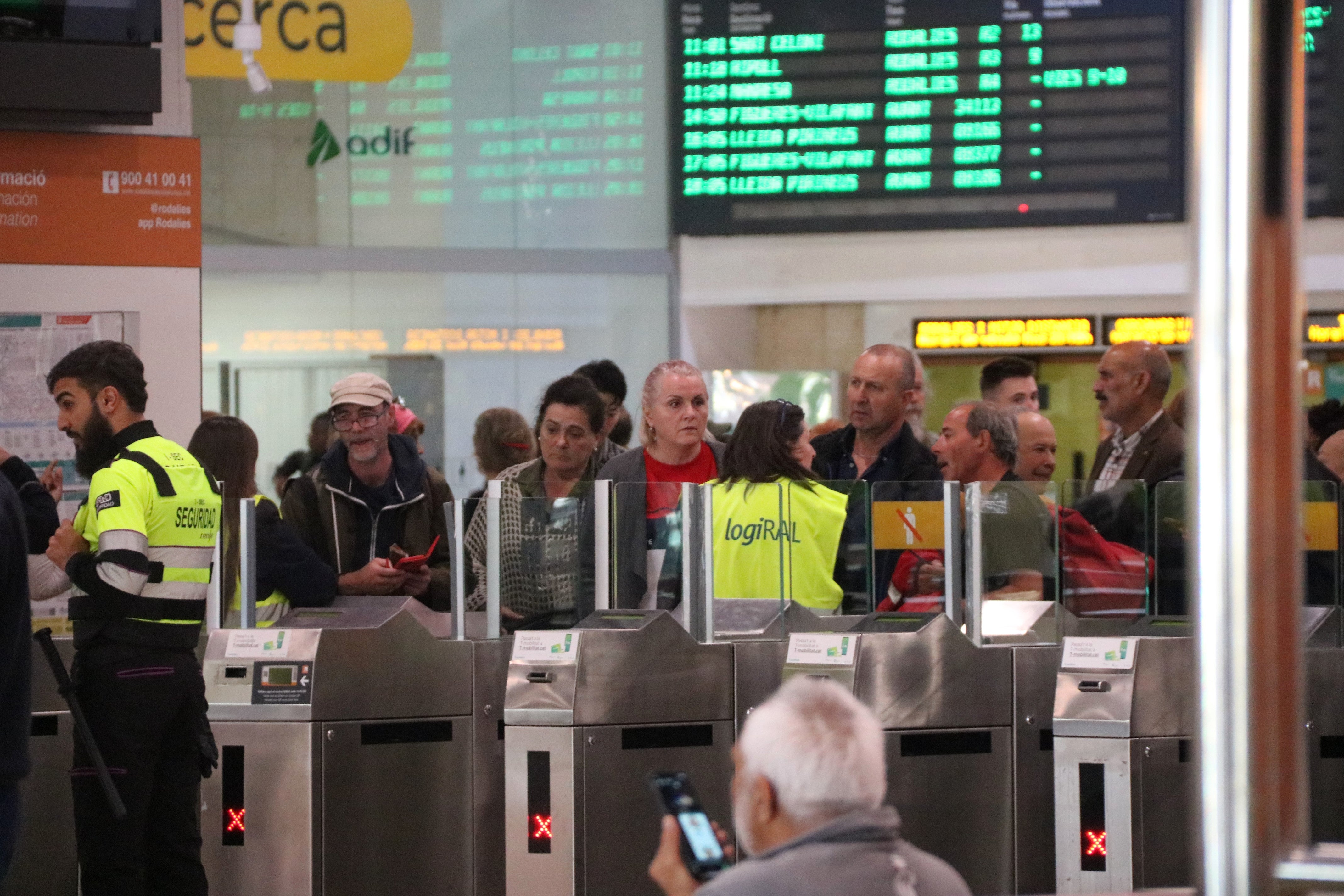 El servei de Rodalies funciona parcialment a Catalunya El servei de Rodalies funciona parcialment a Catalunya