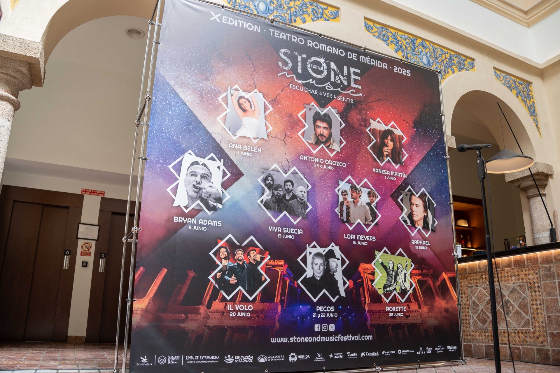Roxette ofrecerá el 28 de junio en el Teatro Romano de Mérida uno de sus dos conciertos en España Roxette ofrecerá el 28 de junio en el Teatro Romano de Mérida uno de sus dos conciertos en España