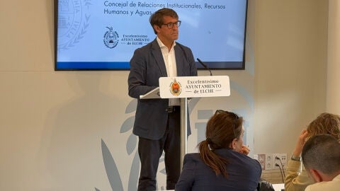 Juan de Dos Navarro, concejal de Relaciones Institucionales y diputado provincial.