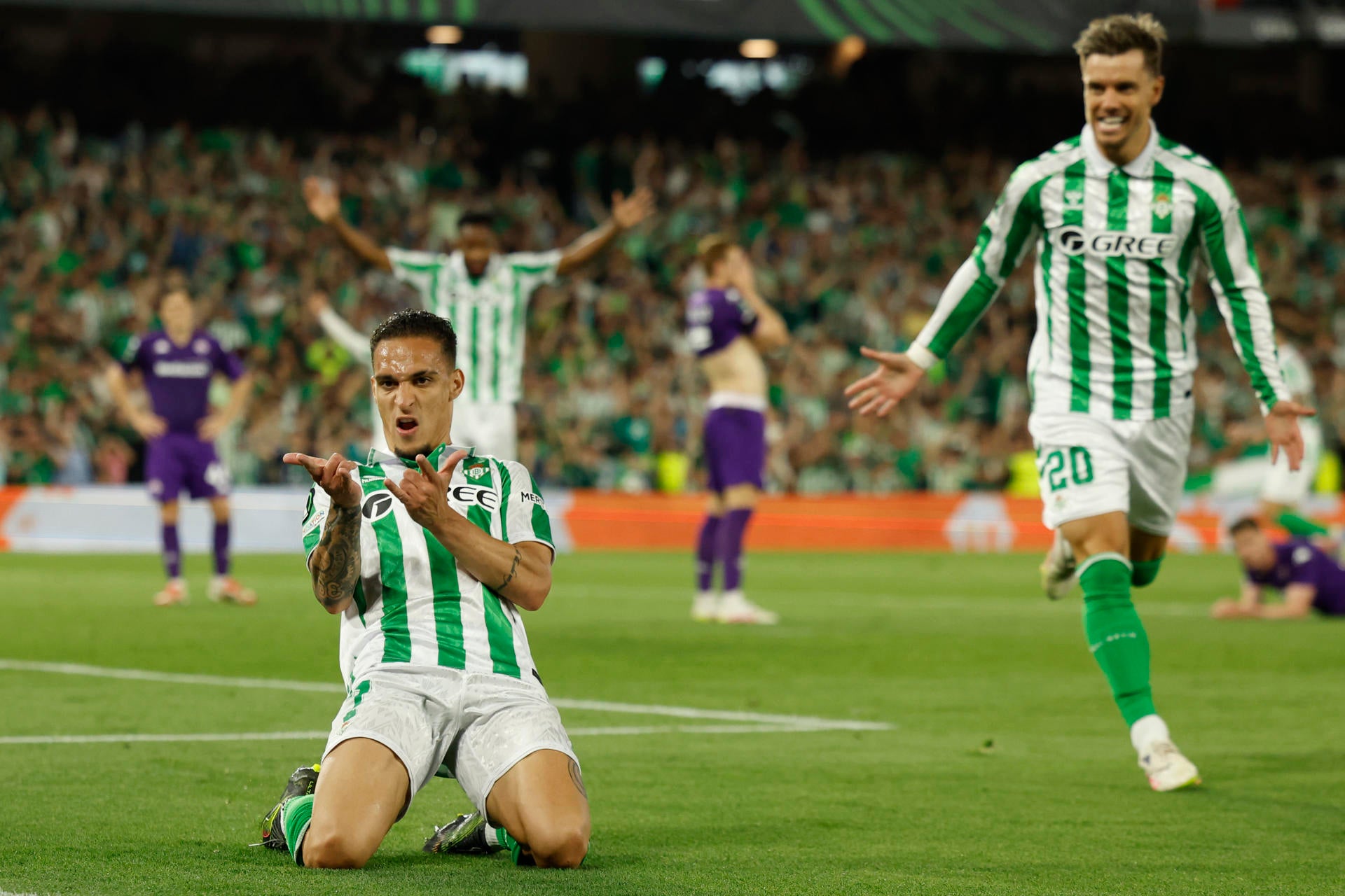 El Betis da el primer paso hacia la final de la Conference El Betis da el primer paso hacia la final de la Conference