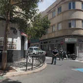 Imagen del Bar Arenales (Las Palmas de GC) con la Guardia Civil registrando el local tras la detención de su dueño por el presunto homicidio de una mujer Imagen del Bar Arenales (Las Palmas de GC) con la Guardia Civil registrando el local tras la detención de su dueño por el presunto homicidio de una mujer
