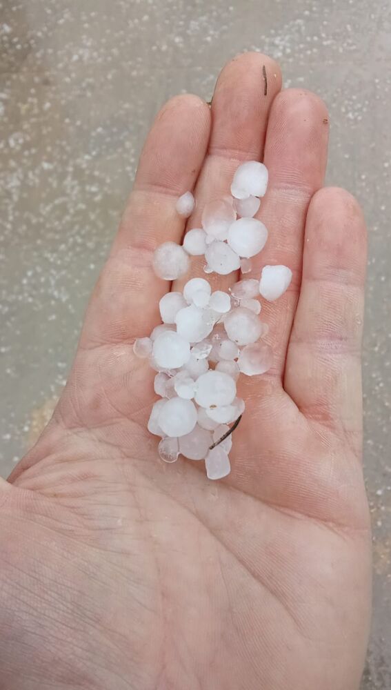 Tamaño de la piedra caída el pasado viernes en Cuenca