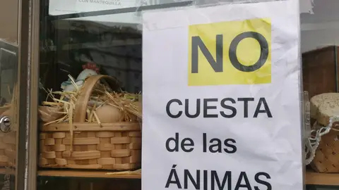 El cambio de nombre de la calle Alcázar de Toledo a Cuesta de las Ánimas no gusta a los vecinos de esta calle de Santander El cambio de nombre de la calle Alcázar de Toledo a Cuesta de las Ánimas no gusta a los vecinos de esta calle de Santander