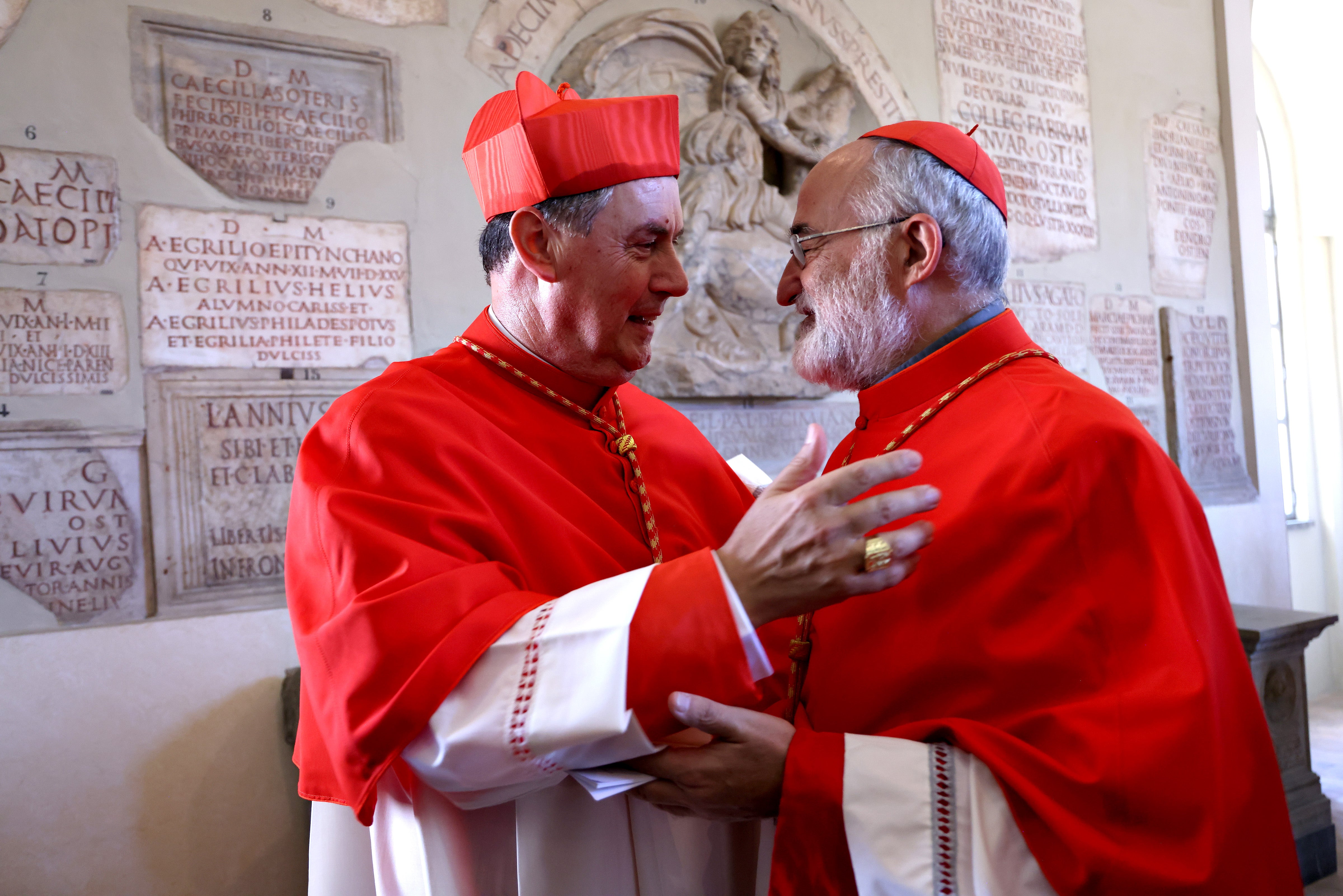Los dos cardenales españoles que se han colado entre los favoritos Los dos cardenales españoles que se han colado entre los favoritos