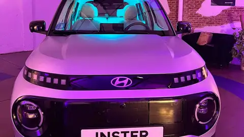 Hyundai 'INSTER'. Hyundai 'INSTER'.