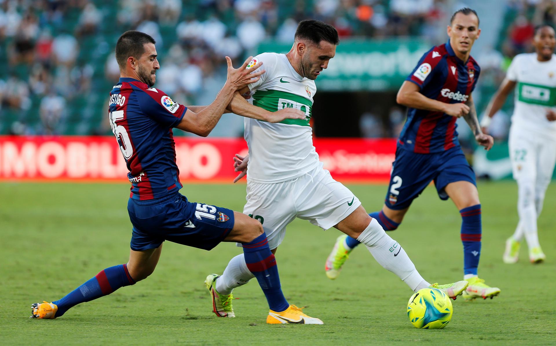 Elche y Levante buscan el billete para el ascenso directo en el Martínez Valero Elche y Levante buscan el billete para el ascenso directo en el Martínez Valero