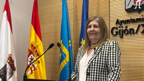 Marina Pineda pide a la alcaldesa que no judicialice el futuro de la franja en disputa de Naval Azul Marina Pineda pide a la alcaldesa que no judicialice el futuro de la franja en disputa de Naval Azul