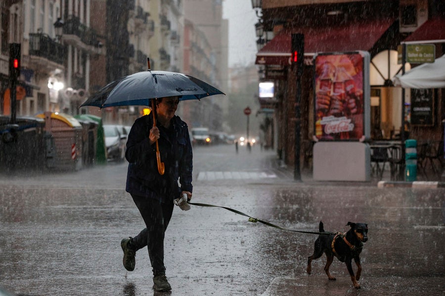 El fin de semana trae chubascos y tormentas al norte de la Comunitat y un aumento térmico El fin de semana trae chubascos y tormentas al norte de la Comunitat y un aumento térmico