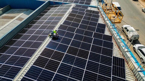 CHC Energ&iacute;a y Grupo CECSA impulsan las energ&iacute;as renovables con la puesta en marcha en Almonte del mayor autoconsumo compartido de Espa&ntilde;a