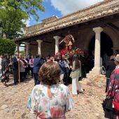Salida de la procesión de San Isidro alrededor de la Ermita de Alarcos