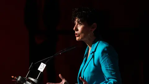 Elma Saiz Ministra de Inclusión, Seguridad Social y Migraciones de España Elma Saiz Ministra de Inclusión, Seguridad Social y Migraciones de España