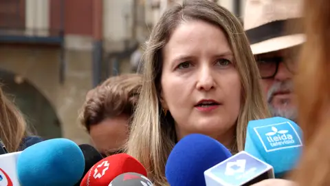 La Generalitat es personarà en la causa judicial per l'agressió sexual a una nena tutelada La Generalitat es personarà en la causa judicial per l'agressió sexual a una nena tutelada