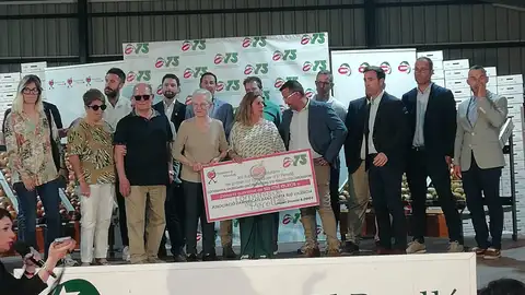 Entrega cheque tomate El Perello 2025 Entrega cheque tomate El Perello 2025