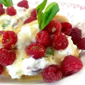 Bollo con frambuesas Bollo con frambuesas