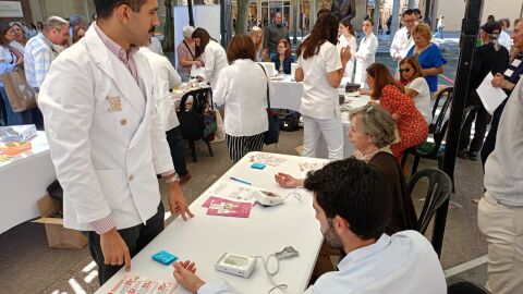 Los farmac&eacute;uticos de C&oacute;rdoba salen a la calle