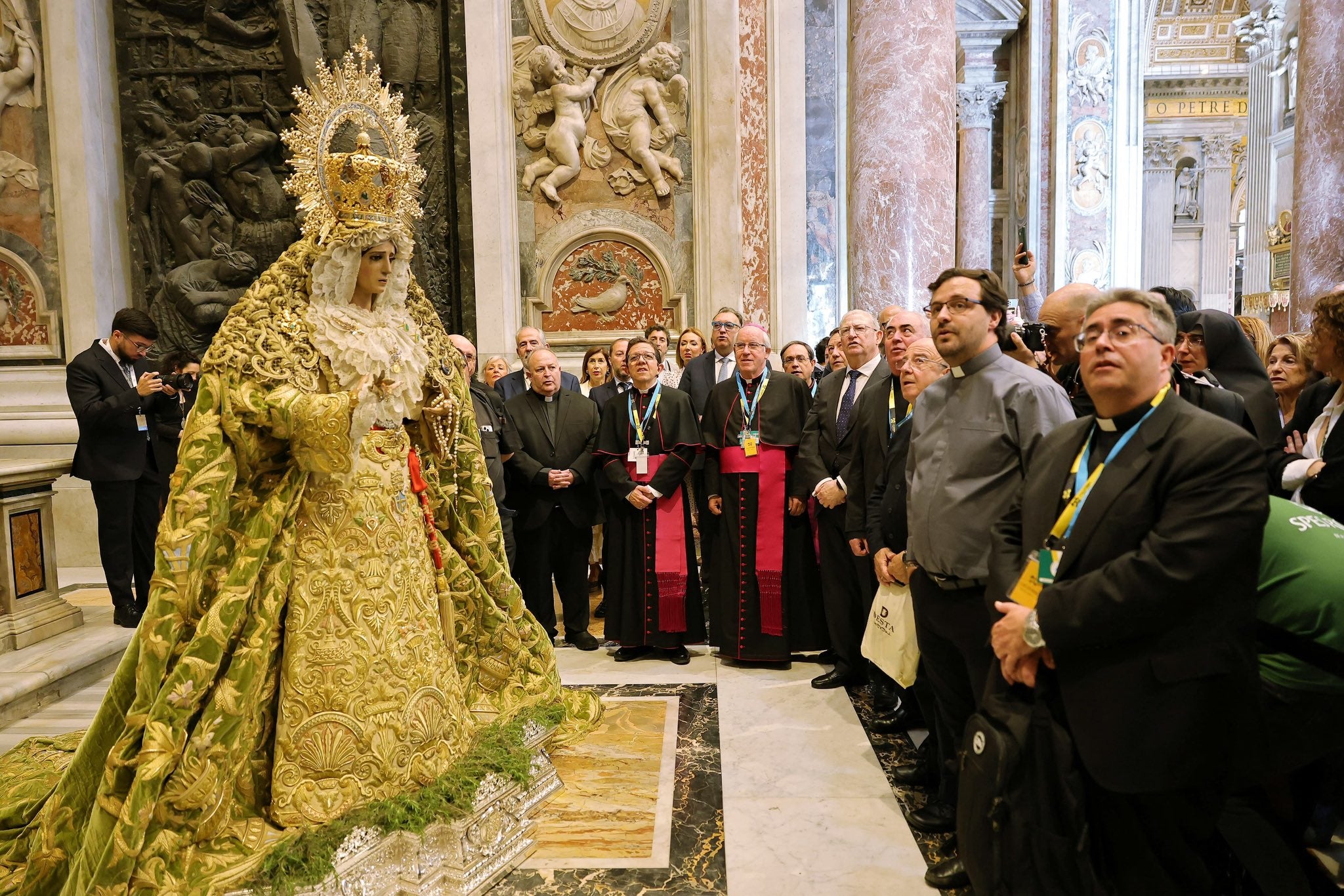 Elisa Pérez de Siles: "Está siendo un fin de semana muy emocionante" Elisa Pérez de Siles: "Está siendo un fin de semana muy emocionante"