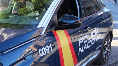 Vehículo de la Policía Nacional Vehículo de la Policía Nacional