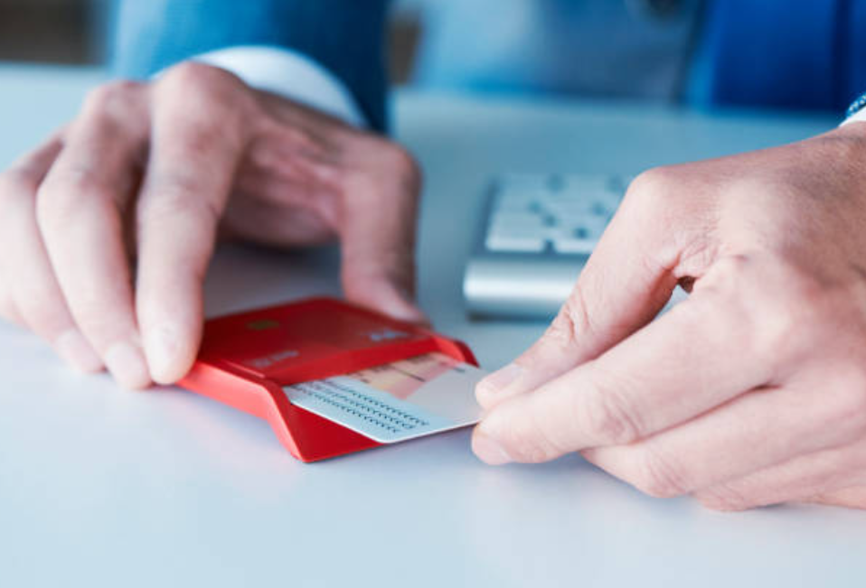 El detalle que nunca debes pasar por alto al renovar tu DNI: lo que muchos ignoran El detalle que nunca debes pasar por alto al renovar tu DNI: lo que muchos ignoran