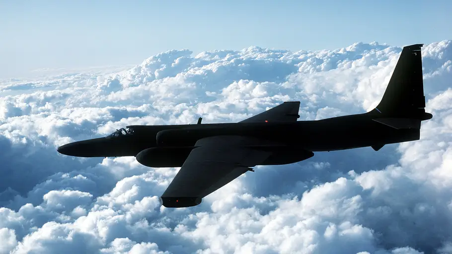 https:es.wikipedia.org/wiki/Lockheed_U-2 https:es.wikipedia.org/wiki/Lockheed_U-2