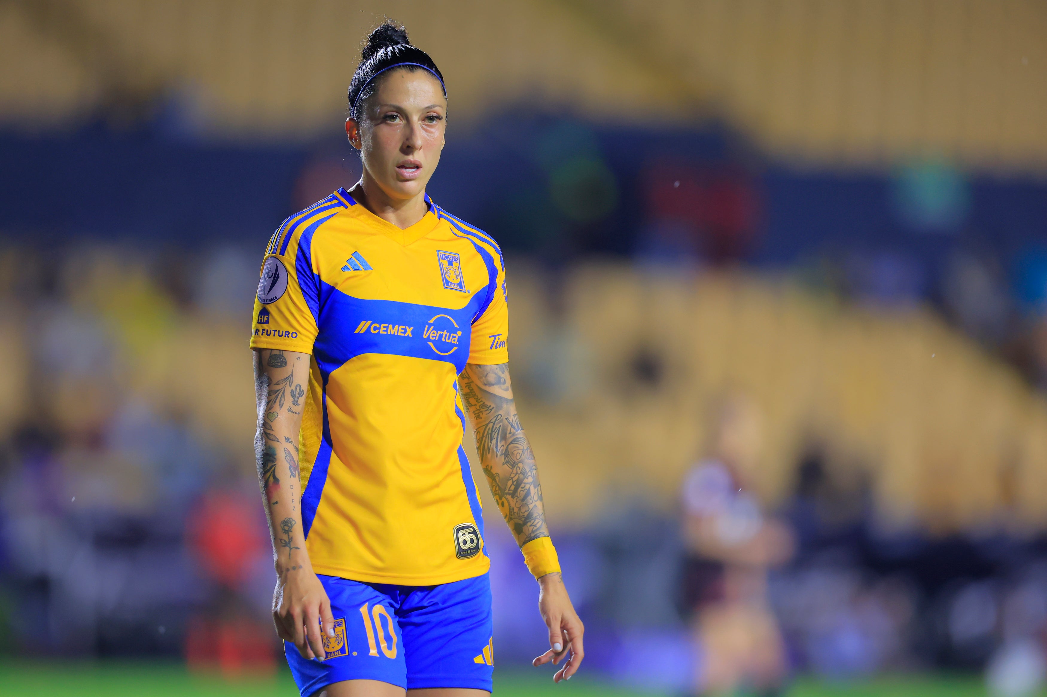 Jenni Hermoso estalla contra Montse Tomé Jenni Hermoso estalla contra Montse Tomé