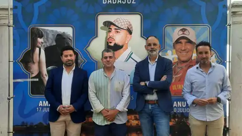 Amaral, Cano y Manu Chao se suma al cartel del Alcazaba Festival de Badajoz junto a Amaral y Cano Amaral, Cano y Manu Chao se suma al cartel del Alcazaba Festival de Badajoz junto a Amaral y Cano