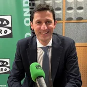 Nöel D'Anjou, consejero de Hacienda y Finanzas Nöel D'Anjou, consejero de Hacienda y Finanzas