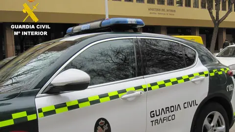 Investigada una persona por falsedad documental en las pruebas teóricas del permiso de conducir B Investigada una persona por falsedad documental en las pruebas teóricas del permiso de conducir B