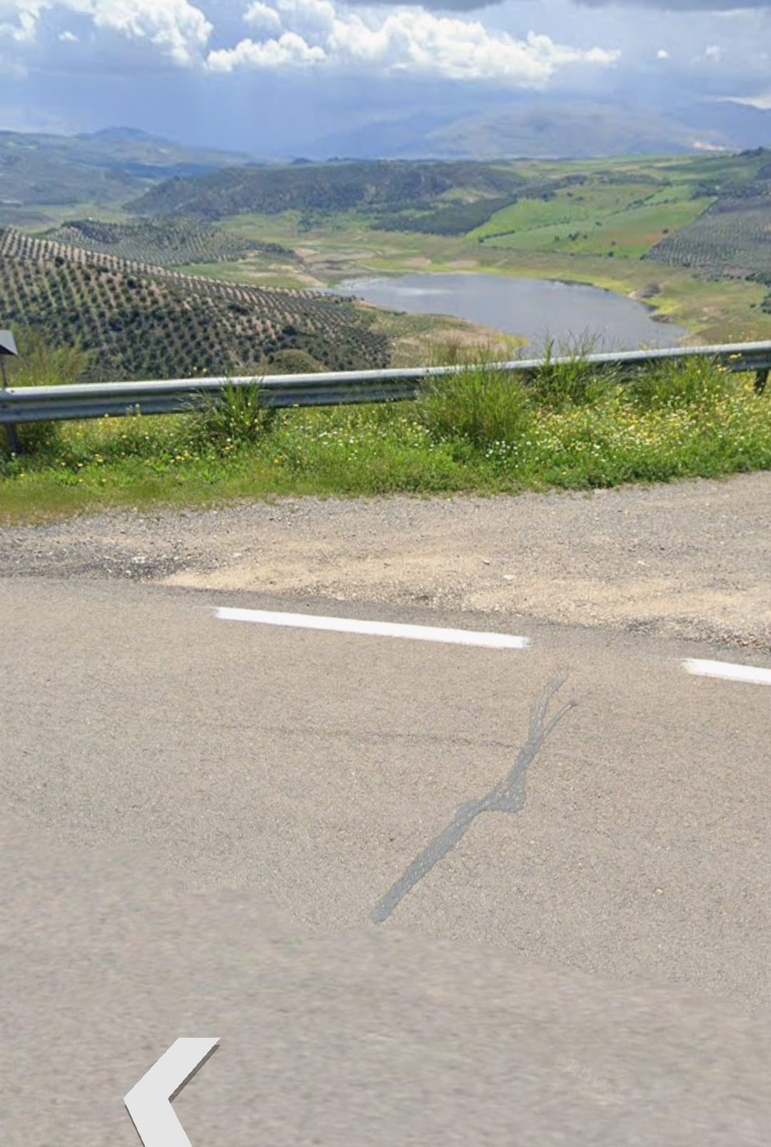 Accidente de tráfico en Iznájar con dos fallecidos y un herido grave Accidente de tráfico en Iznájar con dos fallecidos y un herido grave