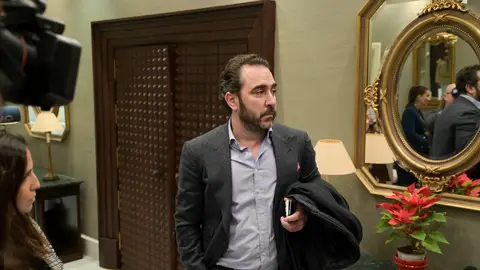 Aldama habló en marzo de Leire Díez y otros fontaneros del PSOE: "Son señores que utiliza Santos Cerdán" Aldama habló en marzo de Leire Díez y otros fontaneros del PSOE: "Son señores que utiliza Santos Cerdán"