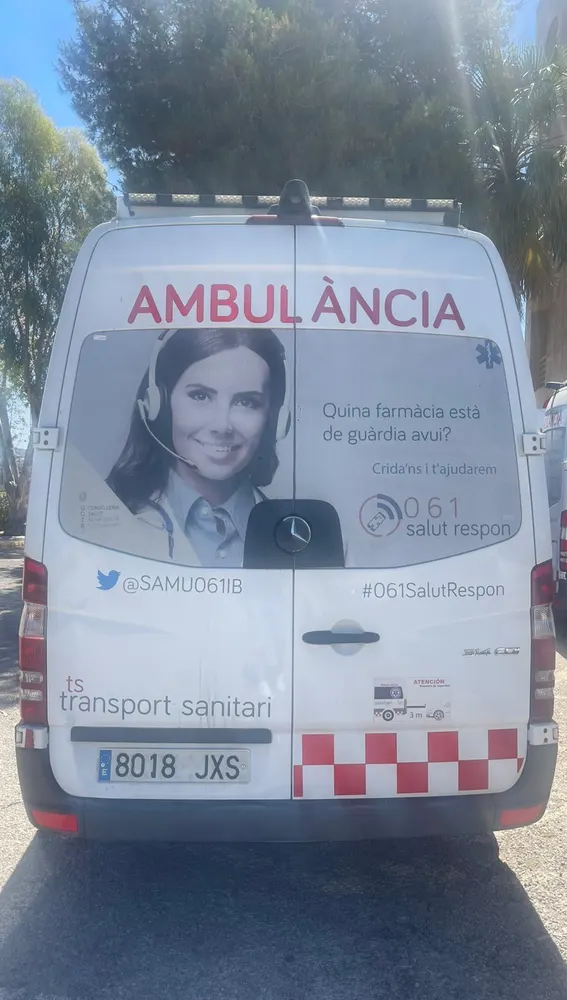 Ambulancia de transporte sanitario no urgente de Ibiza Ambulancia de transporte sanitario no urgente de Ibiza