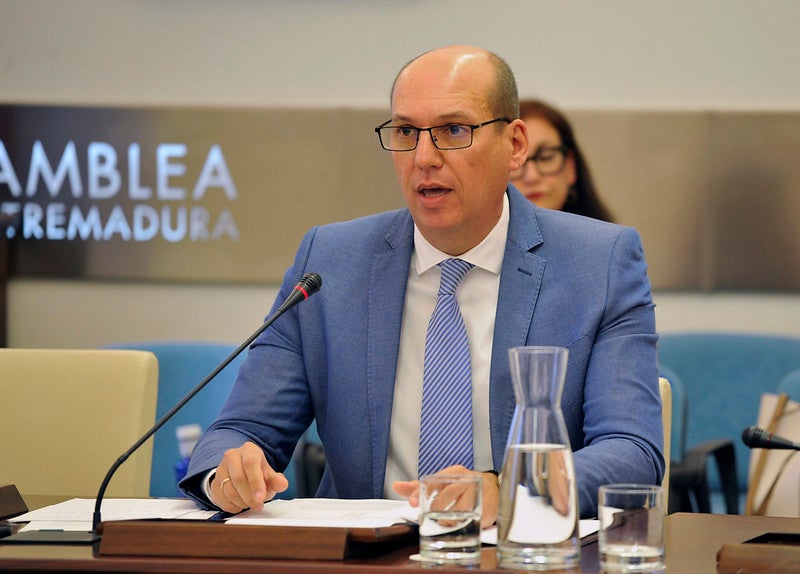 Extremadura reduce su deuda por primera vez en los últimos 20 años Extremadura reduce su deuda por primera vez en los últimos 20 años