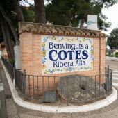 Entrada al pueblo de Cotes por la CV-560