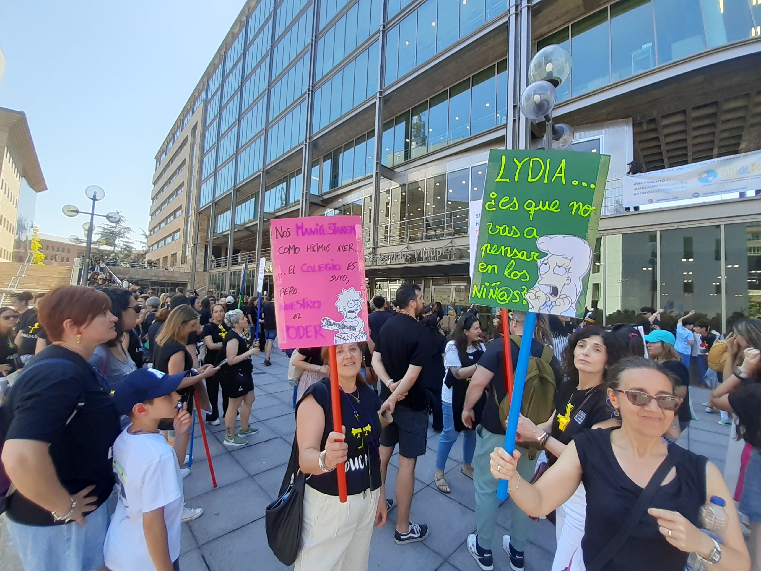 Manifestación el domingo 1 huelga indefinida desde el 2 de junio, aviso sindical antes de negociar Manifestación el domingo 1 huelga indefinida desde el 2 de junio, aviso sindical antes de negociar