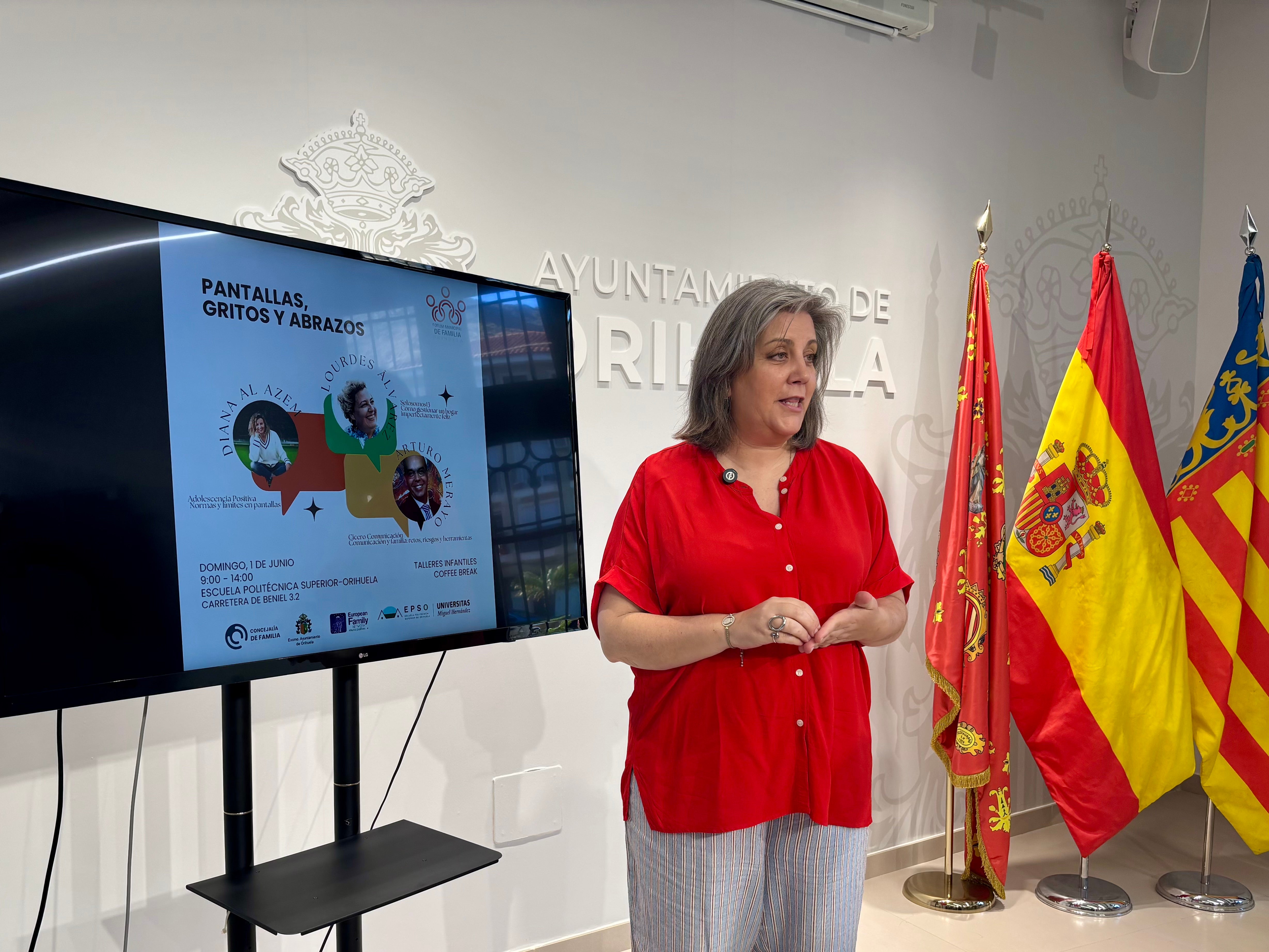 La jornada formativa 'Pantallas, gritos y abrazos' busca mejorar la convivencia en el ámbito familiar este domingo en la UMH La jornada formativa 'Pantallas, gritos y abrazos' busca mejorar la convivencia en el ámbito familiar este domingo en la UMH