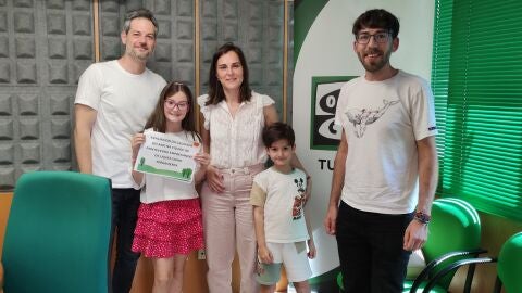 Pontenciencia: a investigaci&oacute;n ga&ntilde;adora da familia Dalama Ave