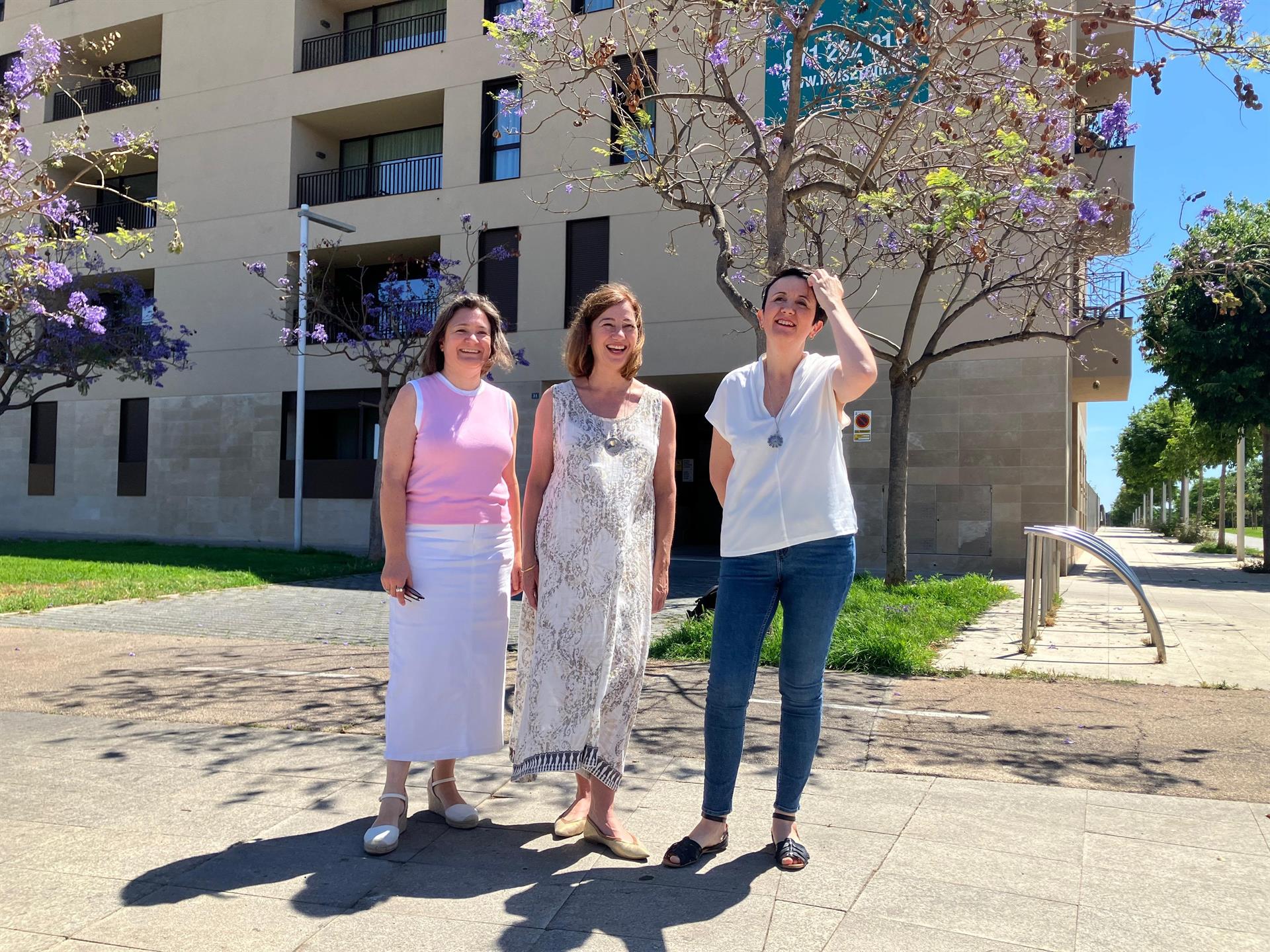 Armengol carga contra las enmiendas del decreto de vivienda: "Están vendiendo Baleares a costa de la ciudadanía" Armengol carga contra las enmiendas del decreto de vivienda: "Están vendiendo Baleares a costa de la ciudadanía"