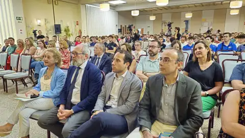 Finaliza la fase regional de las Olimpiadas de Formación Profesional en las que han participado 240 alumnos Finaliza la fase regional de las Olimpiadas de Formación Profesional en las que han participado 240 alumnos