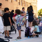 Los colegios andaluces podrán dejar salir a sus estudiantes a las 12 los viernes si hace mucho calor Los colegios andaluces podrán dejar salir a sus estudiantes a las 12 los viernes si hace mucho calor