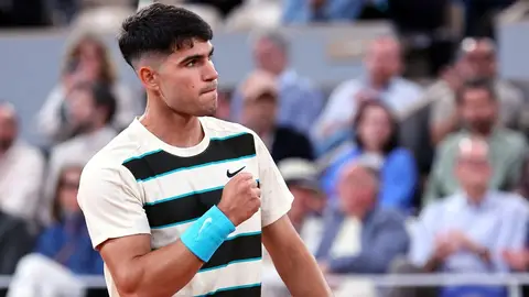 Alcaraz se deja un set en su vigésima victoria en Roland Garros Alcaraz se deja un set en su vigésima victoria en Roland Garros