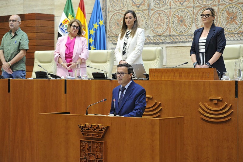 Gallardo remite una carta a los afiliados asegurando que no está en la Asamblea para defenderse sino para proteger a Extremadura Gallardo remite una carta a los afiliados asegurando que no está en la Asamblea para defenderse sino para proteger a Extremadura