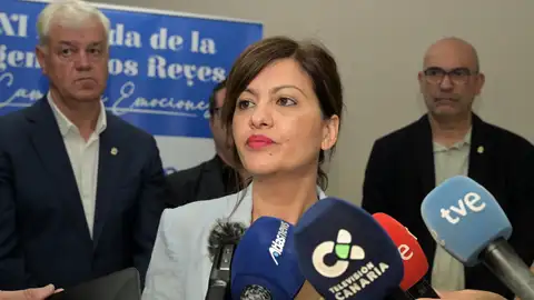 La ministra de Infancia y Juventud, Sira Rego en una visita a El Hierro el 29 de mayo de 2025 La ministra de Infancia y Juventud, Sira Rego en una visita a El Hierro el 29 de mayo de 2025