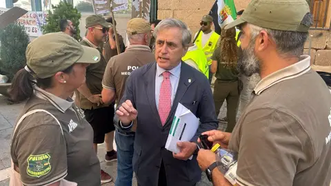 La Junta de Extremadura seguirá atendiendo las reivindicaciones "correctas" de los agentes del medio natural La Junta de Extremadura seguirá atendiendo las reivindicaciones "correctas" de los agentes del medio natural