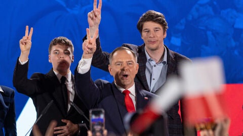 Karol Nawrocki se alza con la presidencia