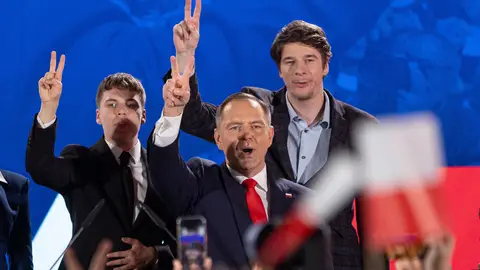 Karol Nawrocki se alza con la presidencia Karol Nawrocki se alza con la presidencia