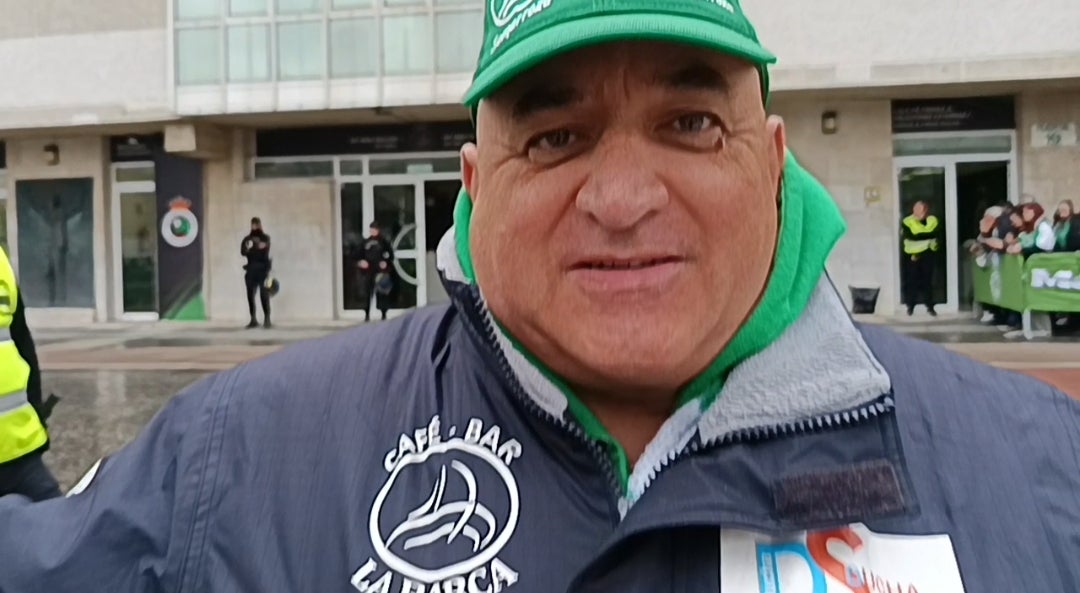 Juan Banderas: "El fútbol no es matemáticas por eso es maravilloso" Juan Banderas: "El fútbol no es matemáticas por eso es maravilloso"